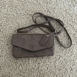 Denver Hayes Crossbody Purse